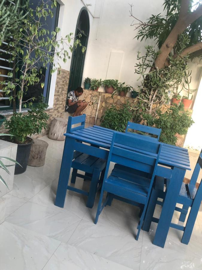 Apartamento T1 Mobilado Praia Bagian luar foto